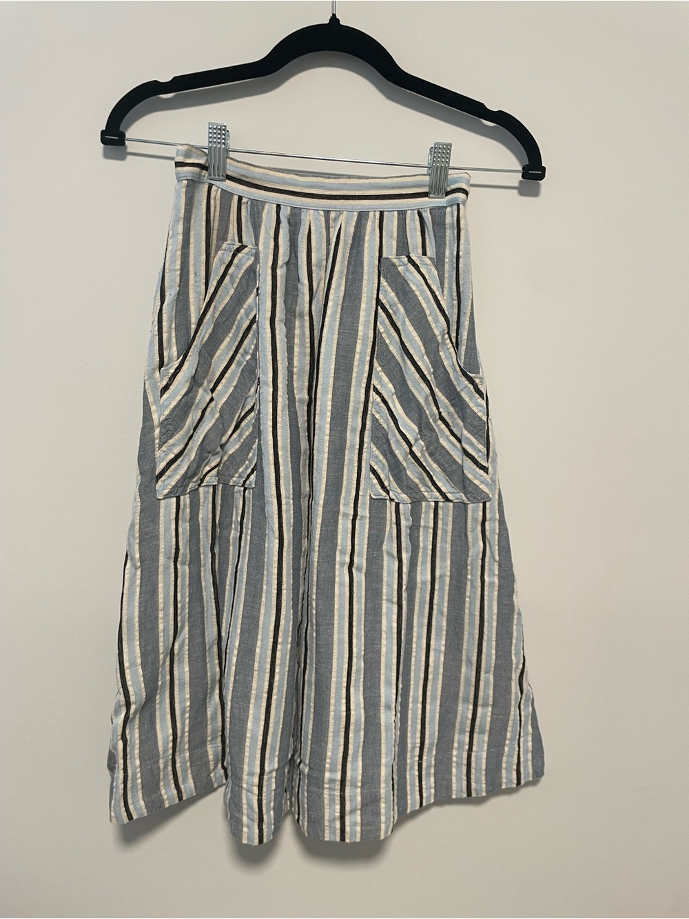 Women’s Anthropologie Blue and White Stripe Midi Skirt Pockets XXS